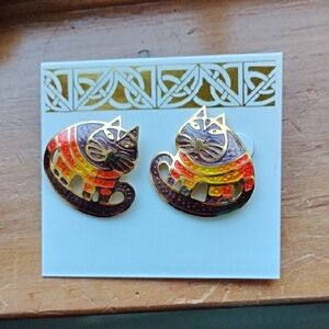 EDGAR BEREBEI VINTAGE GOLDTONE ENAMEL CAT PIERCED EARRINGS